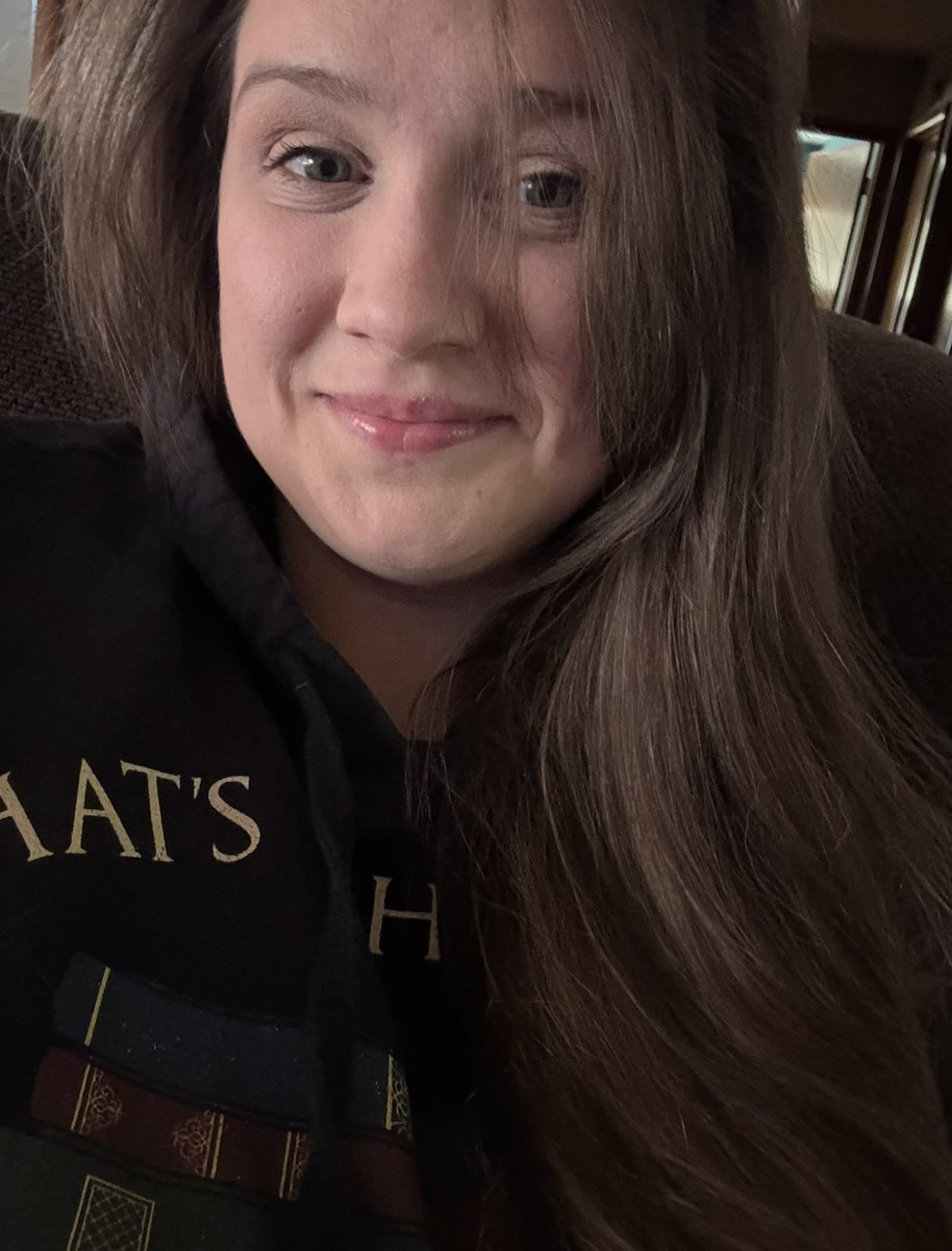 Summer Feaker 👻 tweet media