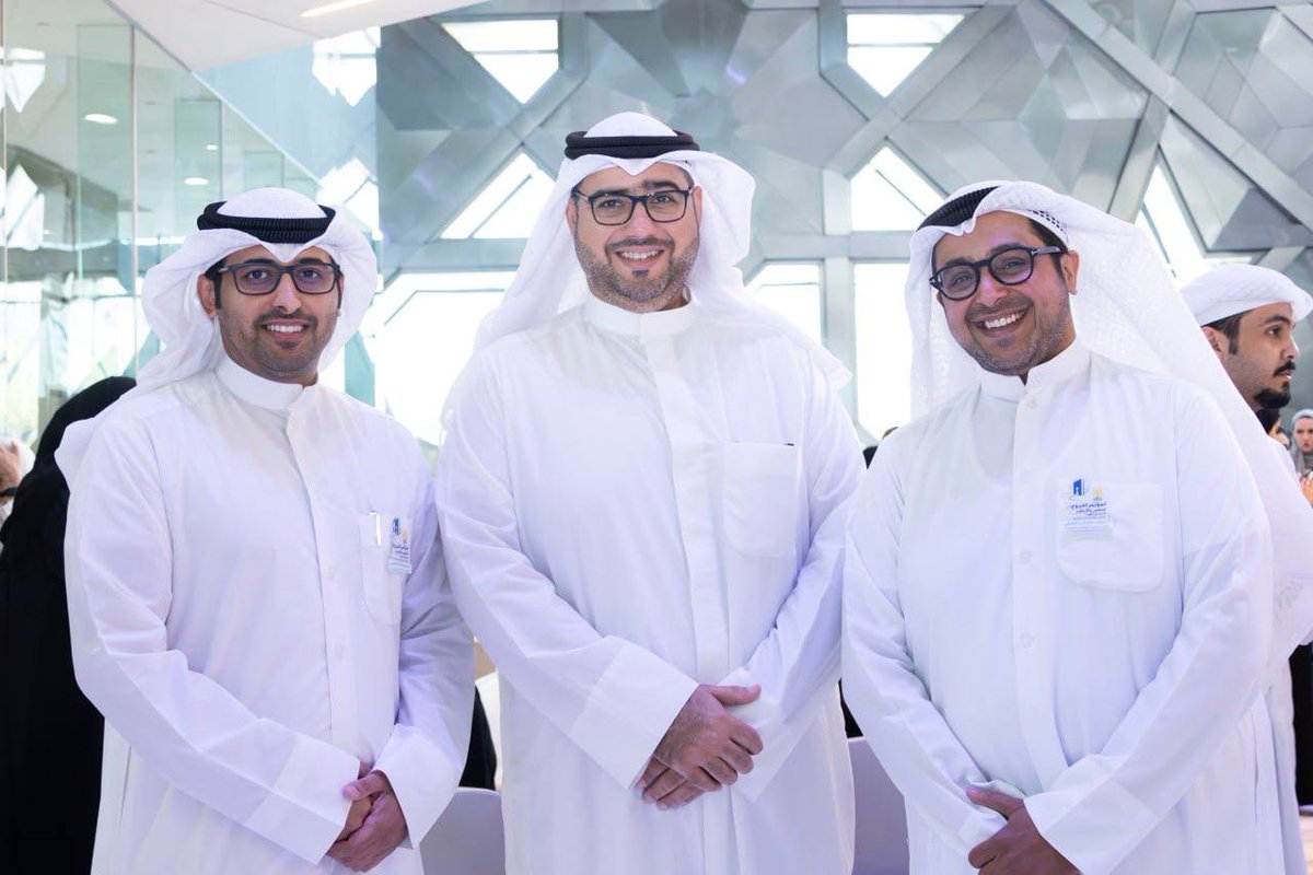 kts_org_kw's tweet photo. لقطات من فعاليات اليوم الأول من المؤتمر التربوي الخامس والأربعين
#المؤتمر_التربوي
#مؤتمر_جمعية_المعلمين https://t.co/zfTj5tfbZc