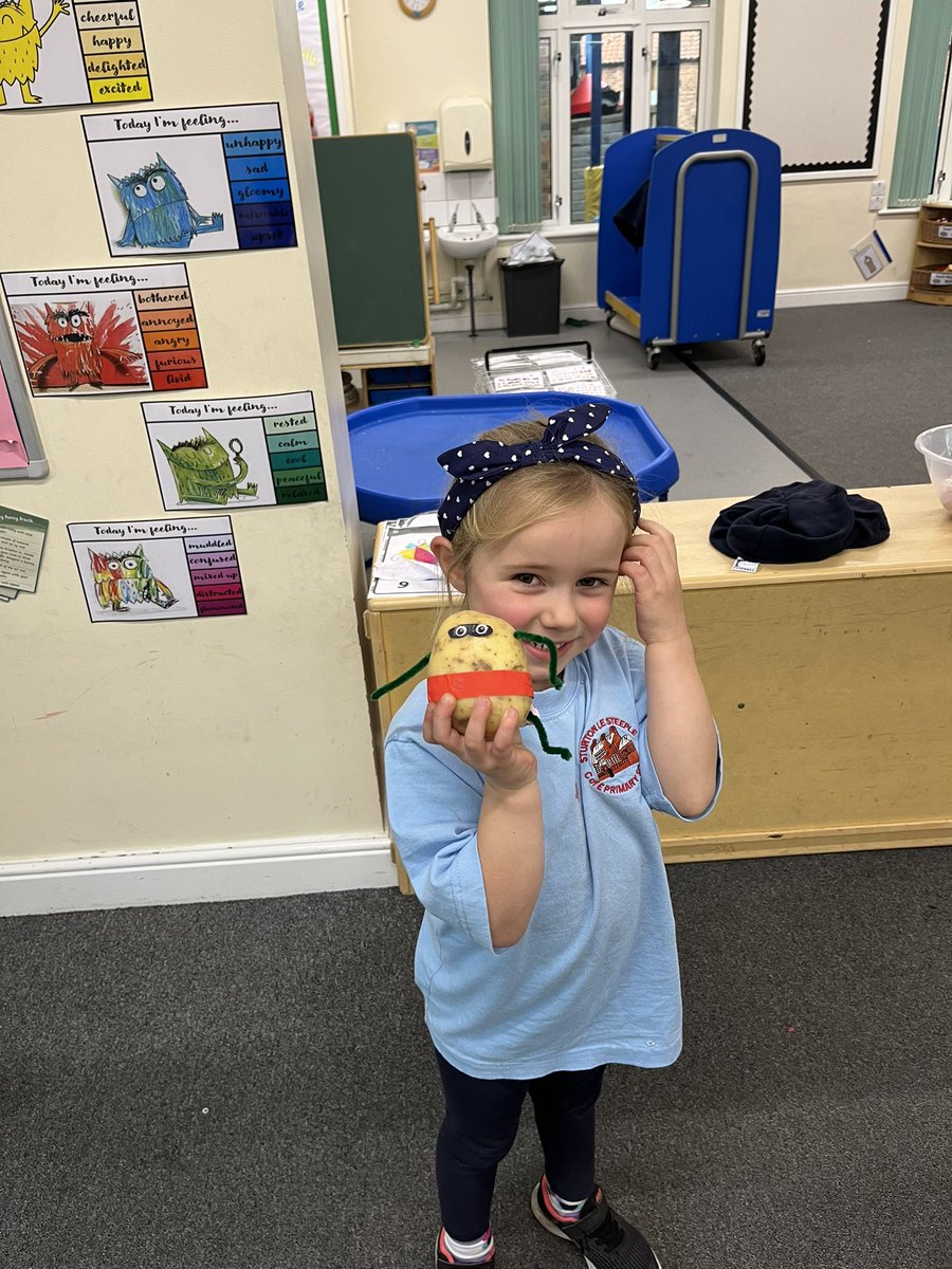 Miss Newboult tweet media