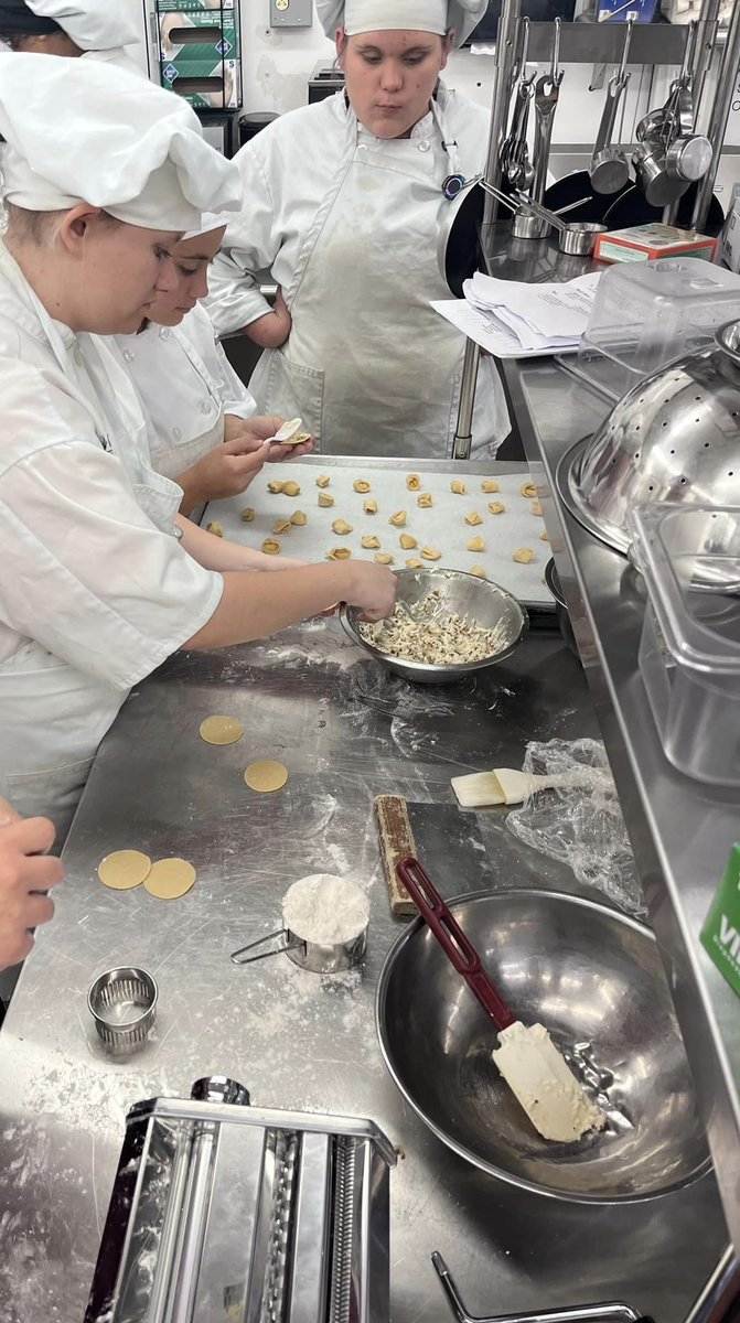 PAProStart's tweet image. Pasta perfection! 🍝 Culinary students at Central Westmoreland CTC rolled up their sleeves and dove into the art of handmade pasta, crafting everything from silky fettuccine to delicate cappelletti. Happy #NationalPastaDay! #MadeInProStart