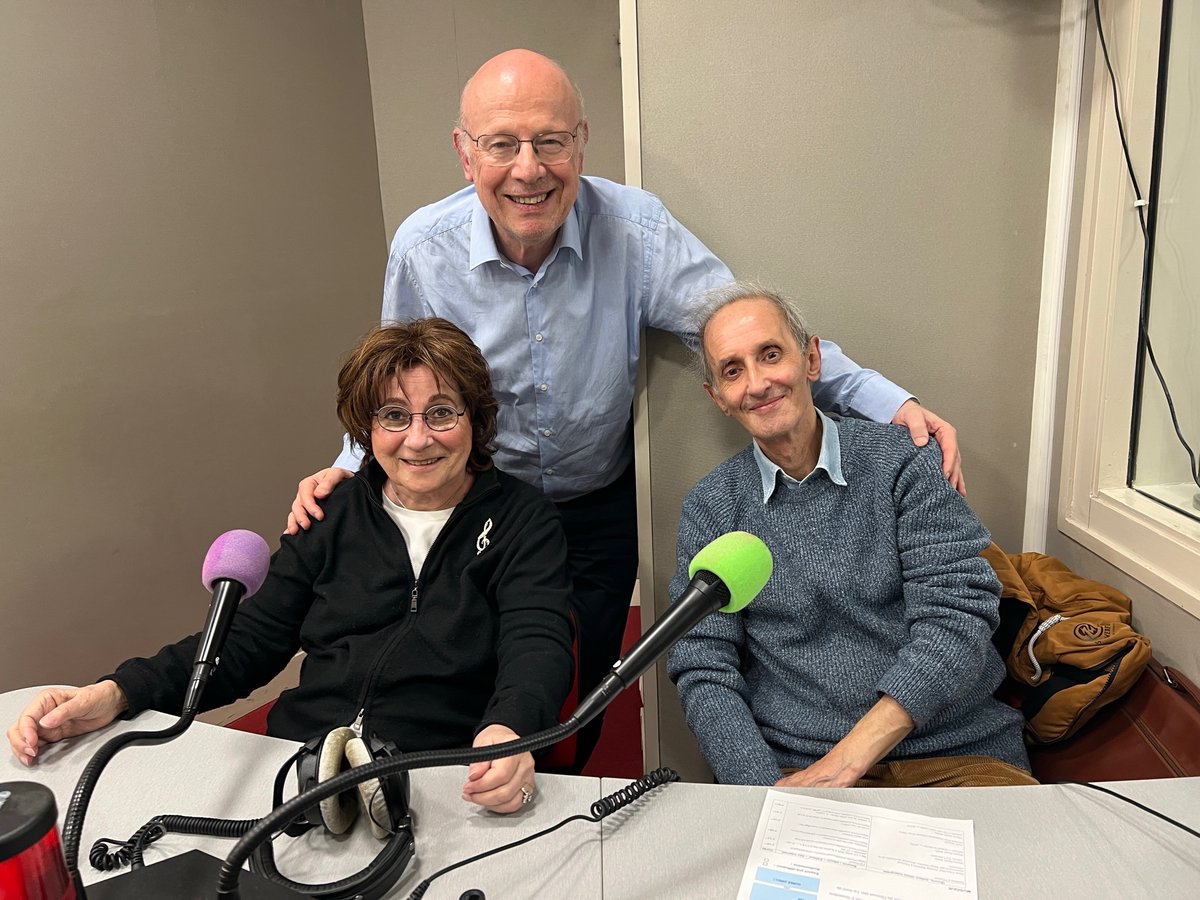 En avant-première de son concert aux <a href="/foliesbergere1/">堀</a>  samedi 2 novembre prochain, <a href="/Mariepaulebelle/">Marie Paule Belle</a>  évoque sur <a href="/FrProtestante/">FrequenceProtestante</a>  (100,70 mhz) ses rencontres avec Barbara. « On connaît la chanson » diffusée  19 octobre à 23 heures puis accessible en replay frequenceprotestante.com/nos-animateurs…