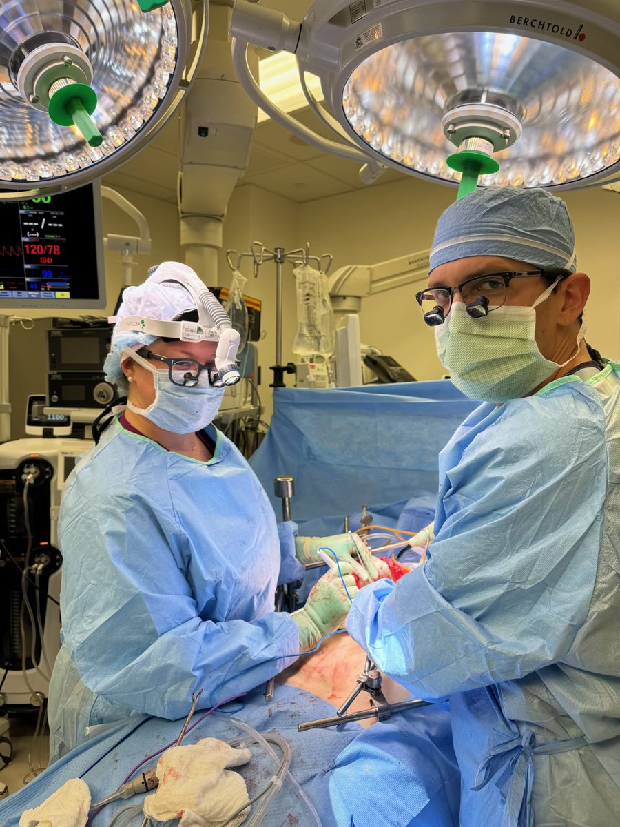 Two of my favorite people <a href="/AndreaNRinerMD/">Andrea N. Riner, MD, MPH</a> &amp; Patrick Underwood MD together @THE Ohio State University <a href="/timpawlik/">Timothy M. Pawlik</a>. So Proud of Both of You!