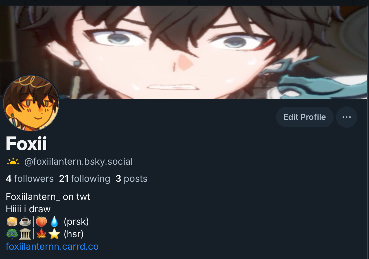 Foxiilantern_'s tweet image. In case this app goes to shit go follow me on here 💖 Or insta foxiilantern_