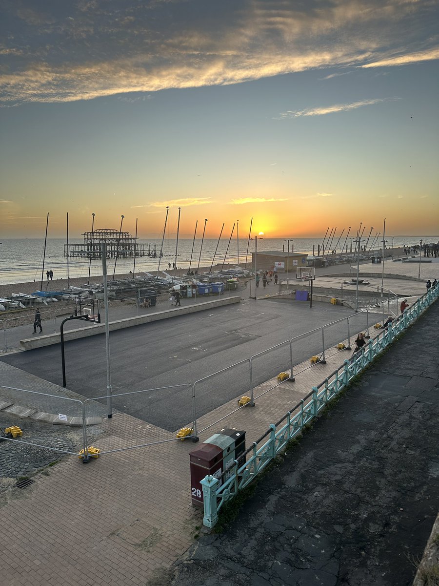 SamNeter's tweet image. Brighton beach court is coming together perfectly 🤌