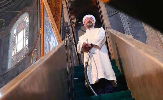 Aspirin kadar faydası olmayan Ali Erbaş, emekli olursa aylık 78 bin TL maaş ve 1,8 milyon TL ikramiye alacak.

"Benim hakkım haram zıkkım olsun." diyenler...?!