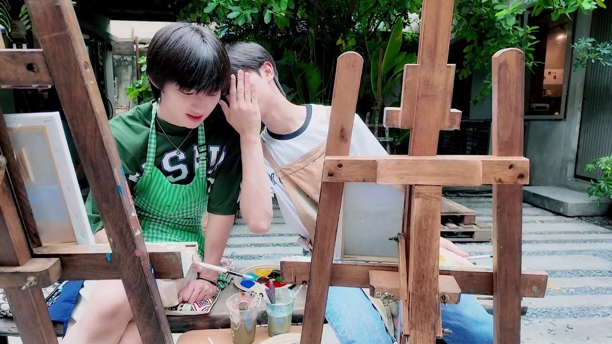 enhbacn's tweet photo. 🌼🍃 https://t.co/6QscUhu5xe