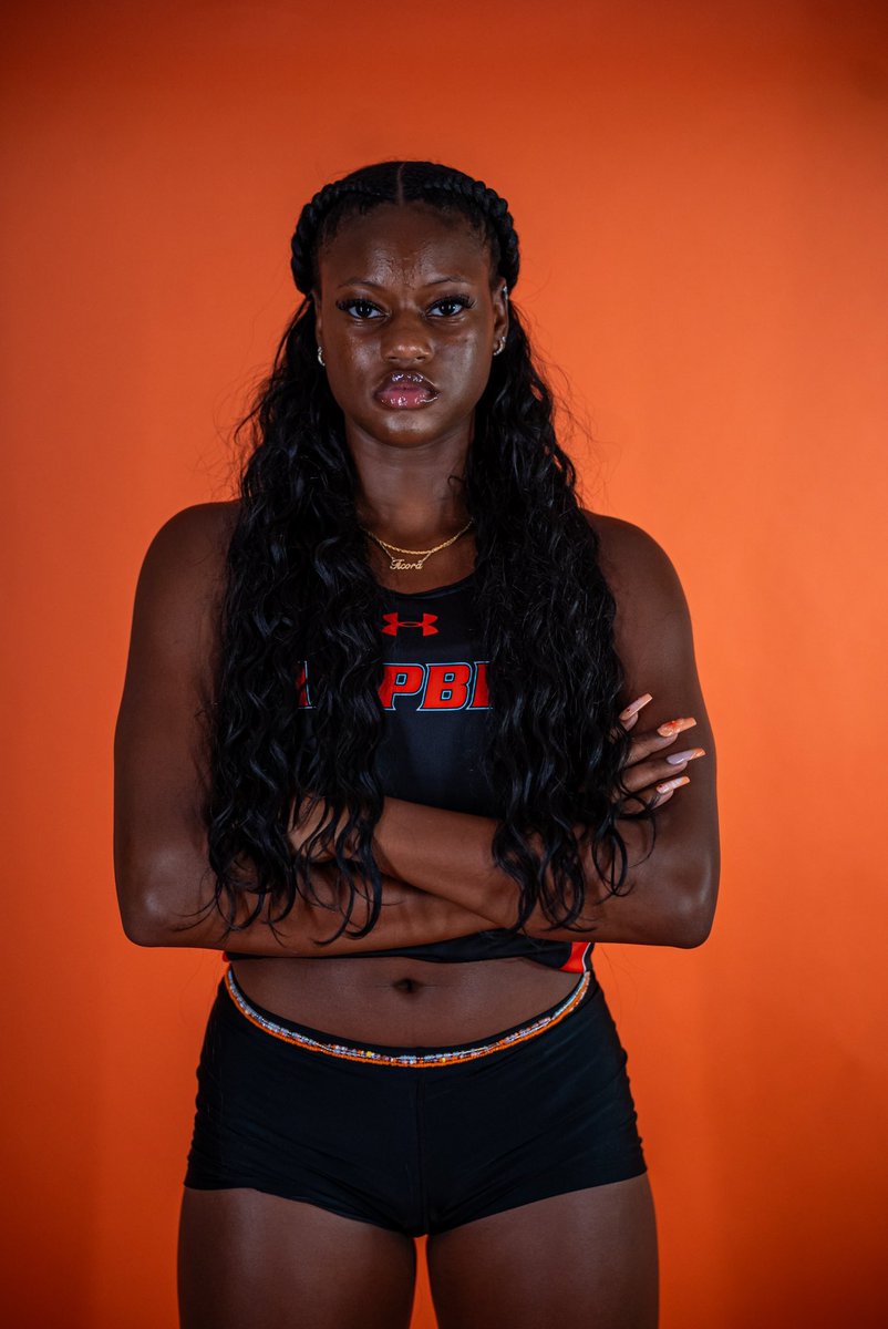 Ticora Gaskin ❦ tweet media