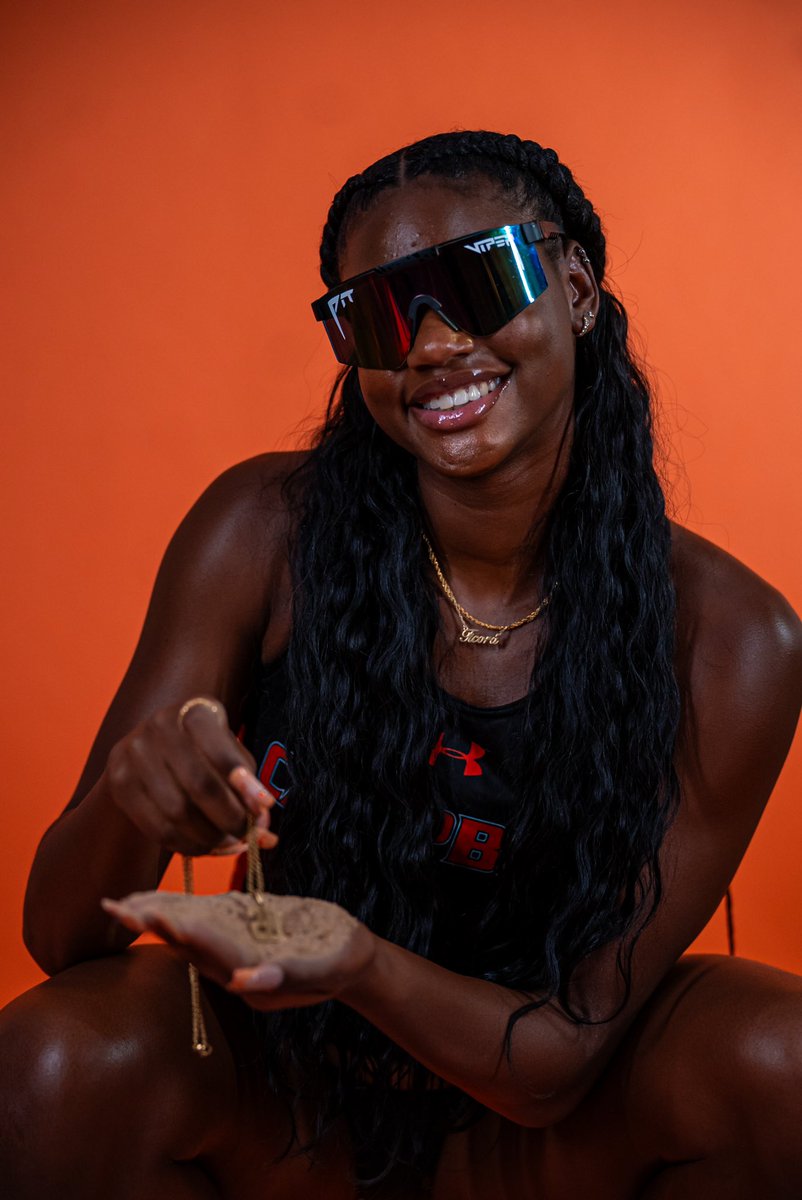 Ticora Gaskin ❦ tweet media