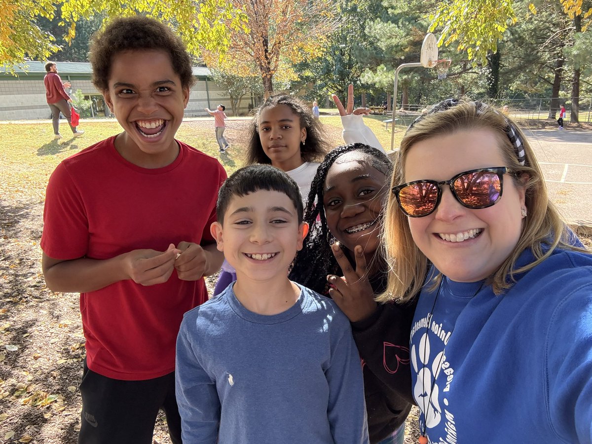 Some of my favorite 5th graders!! 💙