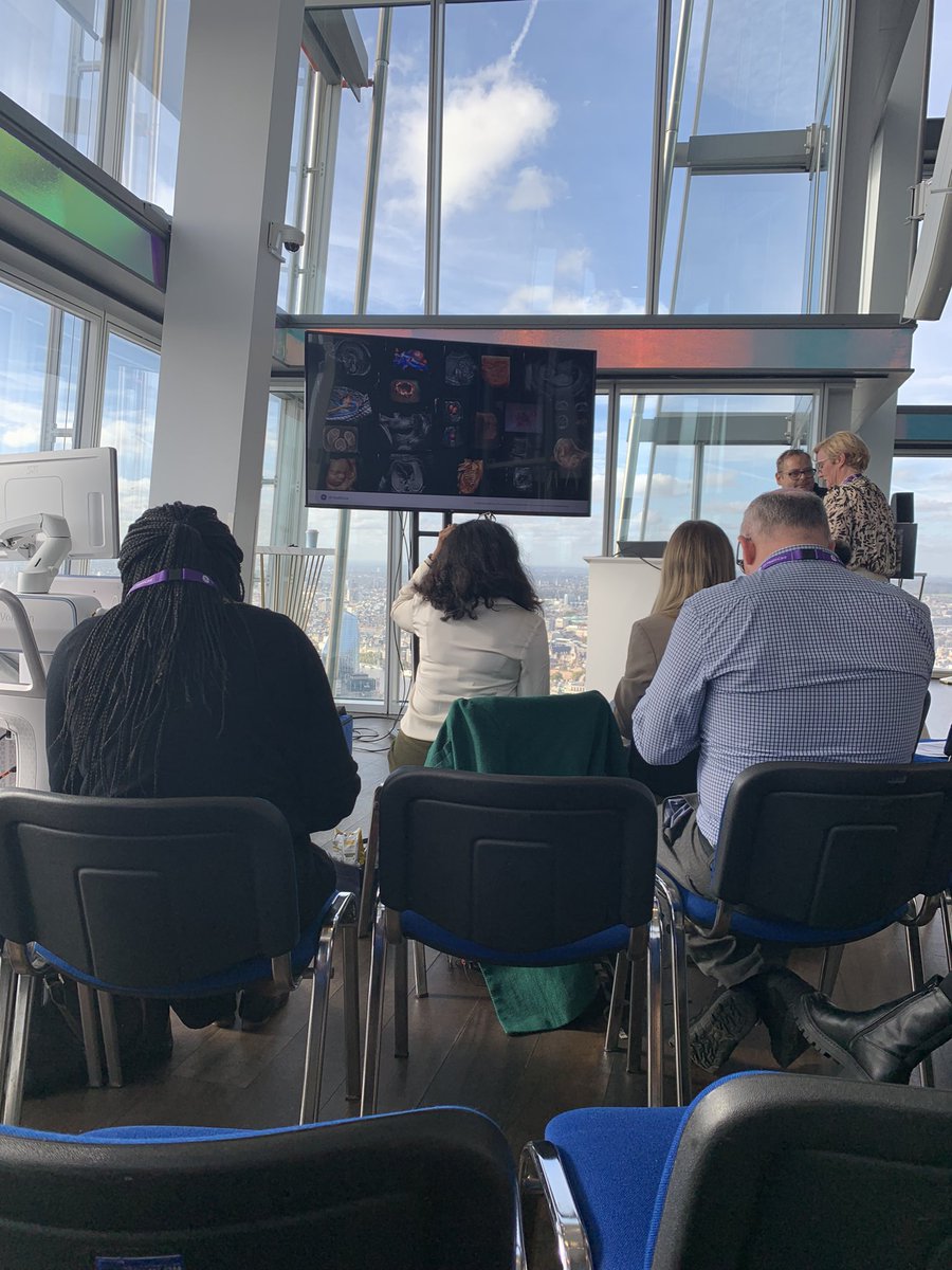 Alexandra tweet media