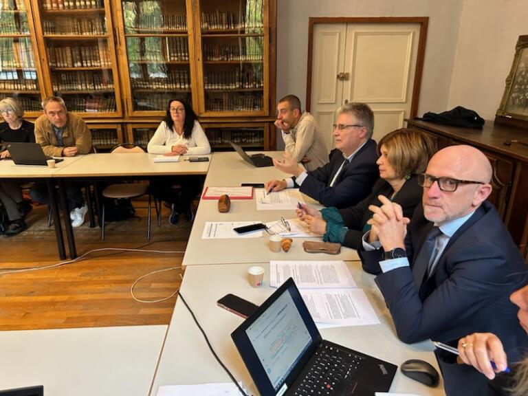 Copil "Égalité des chances 74" : Mise en réflexion des cadres pour poser les facteurs d'inégalités et en faire un objet de pilotage. Quatre GT lancés dont les travaux seront partagés avec tous. Merci pour votre engagement. <a href="/acgrenoble/">Académie de Grenoble</a> <a href="/DSDEN74/">DSDEN 74</a> <a href="/HeleneInsel/">Hélène Insel</a>