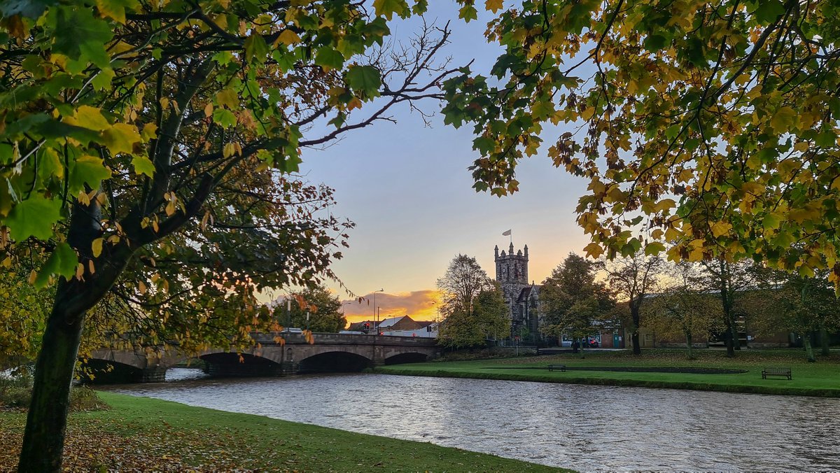 Autumnal views across the river this morning. #Musselburgh #EastLothian #Esk #River #Autumn