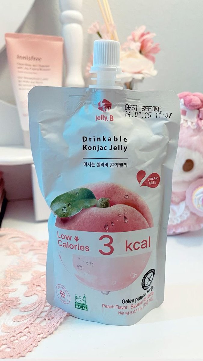 lateatokyo's tweet photo. 9. konjac jelly
(Drinkable Konjac Jelly
마시는 젤리비 곤약젤리)
konjac jelly every day keeps the fat away. it has lots of fiber and barely any calories so u will feel full while basically eating nothing https://t.co/7b249U4rua