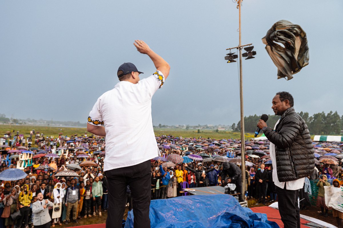 cfaneu's tweet photo. The last night of our second week of Gospel Campaigns has just come to an end here in Ethiopia, with two more weeks to go. You do not want to miss the wonderful testimonies! Find photos and testimonies here: https://t.co/PTcAj0V9Eb https://t.co/el2vqhG0nx