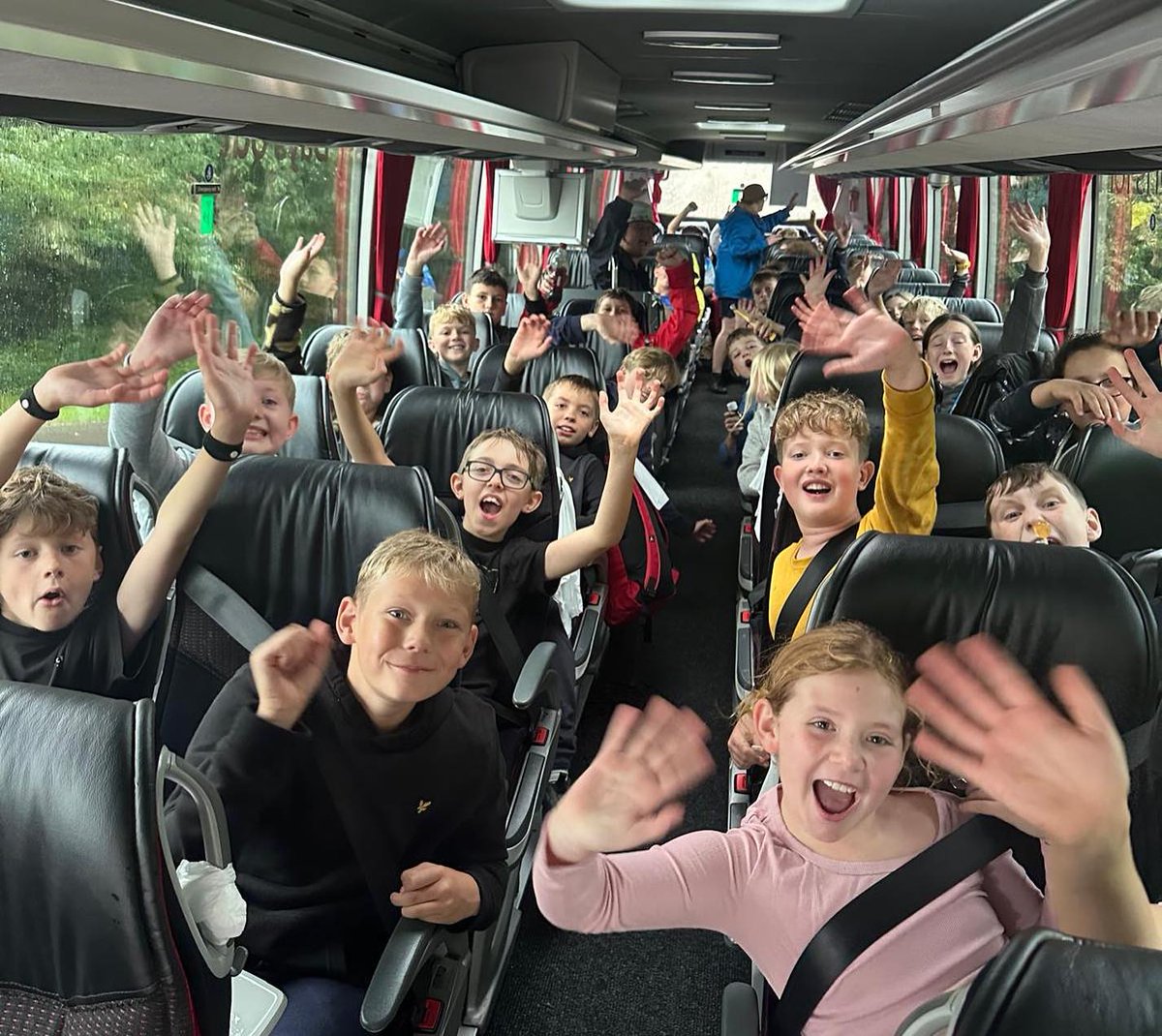 nlancingprimary's tweet image. Here are a few photos from the Year 6 residential week at Windmill Hill. A great time was had by all. 😃