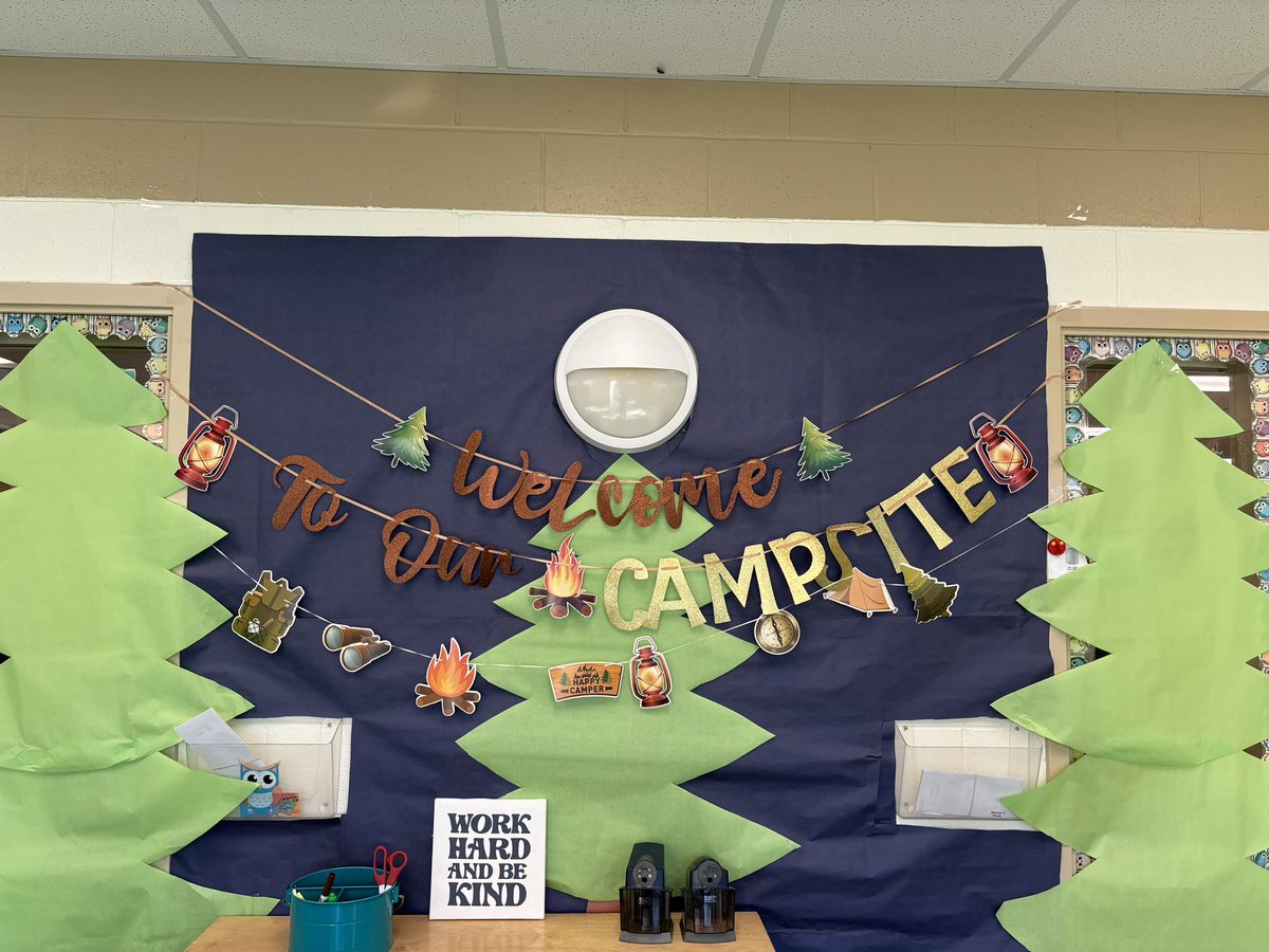 Melissa Bly (@mrsbly_mecc) on Twitter photo Love the way our teachers welcome new and current students each and every day! 💚 <a href="/MasonSchools/">Mason City Schools</a> Love the way our teachers welcome new and current students each and every day! 💚 <a href="/MasonSchools/">Mason City Schools</a>
