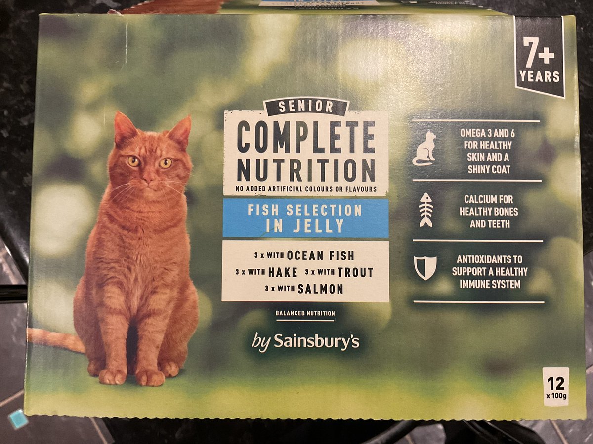 JulieCleave's tweet photo. @sainsburys Hi, is your Senior Complete Nutrition wet cat food no longer grain free? First time buying it for a while and it used to say on the individual packets, but now it doesn’t. 
If it isn’t do you do another that’s grain free? https://t.co/0BuH8c5bZ5