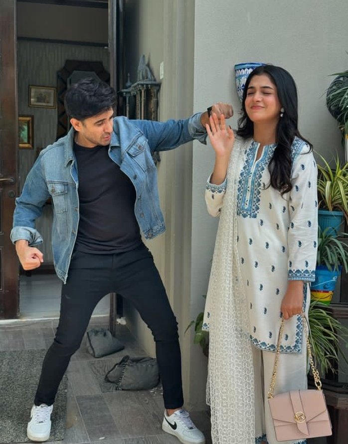 MekhaSays's tweet photo. Ali and Laiba should do a romantic comedy drama 🙂🤝🫶🏼

#Kaffara #AliAnsari #LaibaKhan https://t.co/hH995awqc3