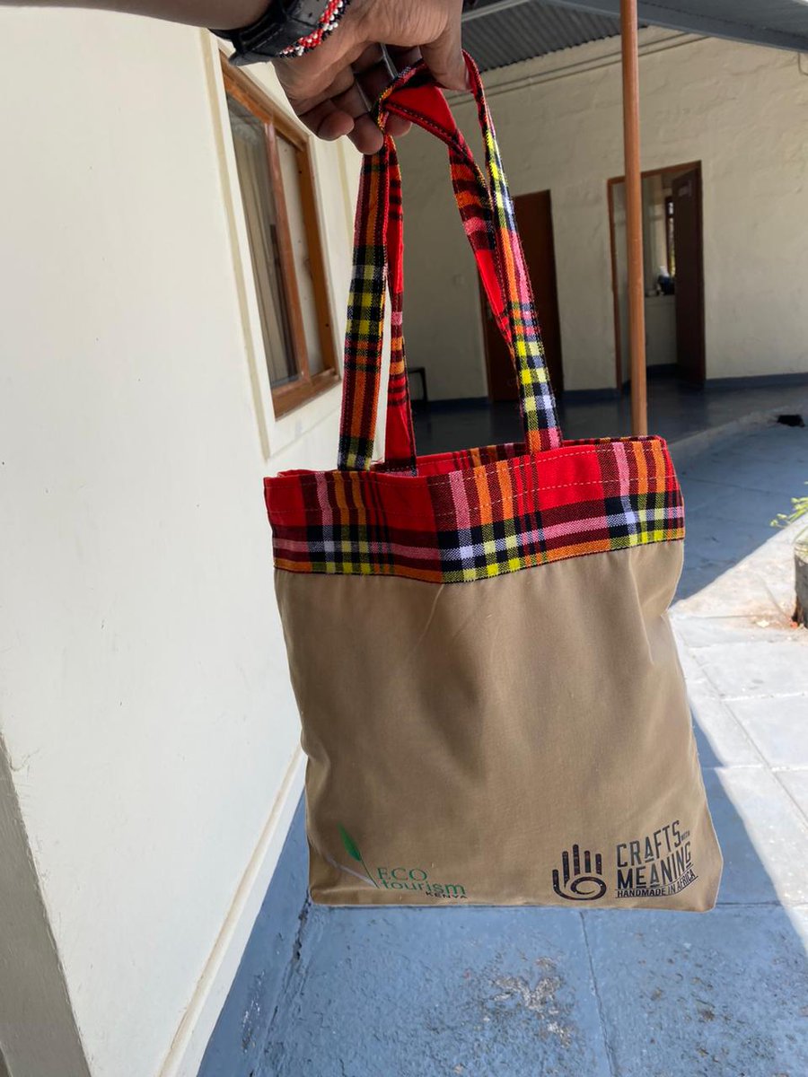 #ecowarrior2024
#sustainability 
#sustainabletourism 
A lovely evening as we celebrate key players in the tourism industry who are promoting sustainability.
Every guest gets to go away with a give ways courtesy of Crafts With Meaning.