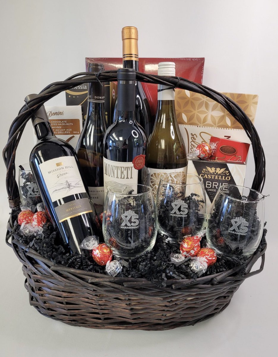 GiftitUp_'s tweet photo. Gift It Up is your Corporate Gift Basket Specialist! 🎁 
Whether you are sending a thank you gift basket, need a gift basket for a silent auction or golf tournament, or require gift baskets for a corporate event, Gift It Up is here to help.
Contact us for more information 📞 https://t.co/477xeiXDSf