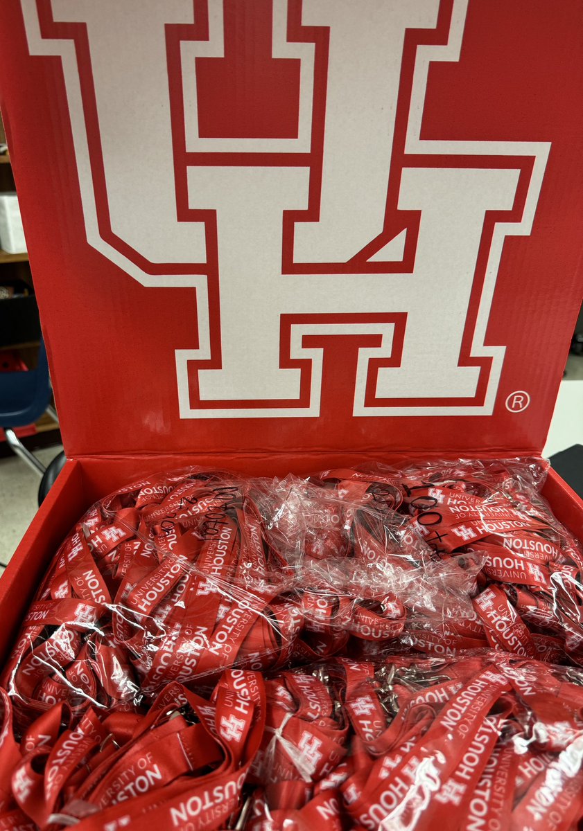 Aldine Middle Library Program (@amscoltreaders) on Twitter photo Our Colt Leaders and I are overwhelmed with gratitude for <a href="/UHouston/">University of Houston</a> and Ms. Ximena Mondragon from their Community Relations whom answered our request in a hugely for our students with rewards ❤️🤩<a href="/AMSColtReaders/">Aldine Middle Library Program</a> <a href="/AldineMS_AISD/">Aldine Middle School</a> <a href="/AldineISD/">Aldine ISD</a> <a href="/aldinelibraries/">Aldine ISD Libraries</a> <a href="/UHpres/">Renu Khator</a> Our Colt Leaders and I are overwhelmed with gratitude for <a href="/UHouston/">University of Houston</a> and Ms. Ximena Mondragon from their Community Relations whom answered our request in a hugely for our students with rewards ❤️🤩<a href="/AMSColtReaders/">Aldine Middle Library Program</a> <a href="/AldineMS_AISD/">Aldine Middle School</a> <a href="/AldineISD/">Aldine ISD</a> <a href="/aldinelibraries/">Aldine ISD Libraries</a> <a href="/UHpres/">Renu Khator</a>