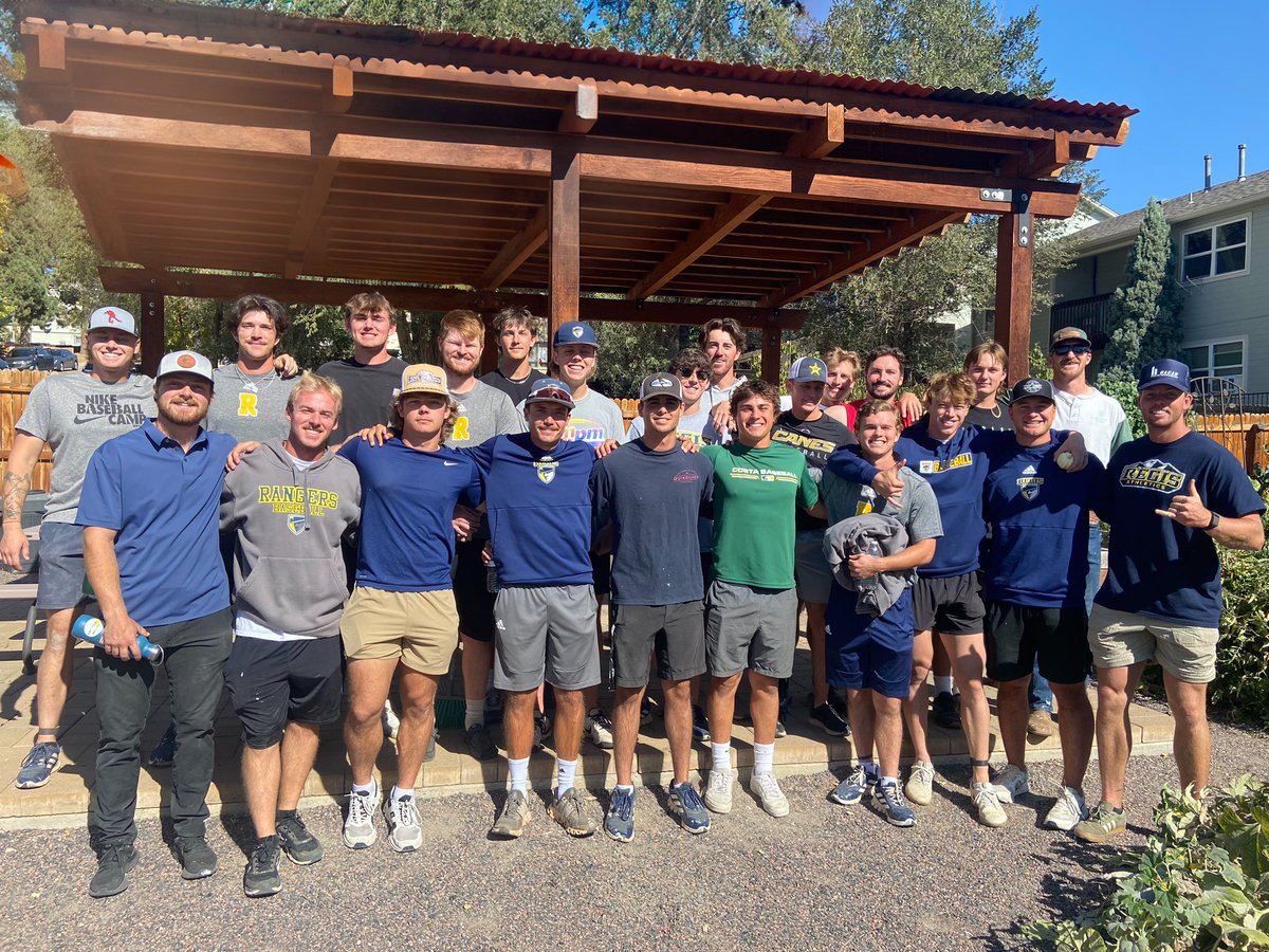 Regis University Baseball tweet media