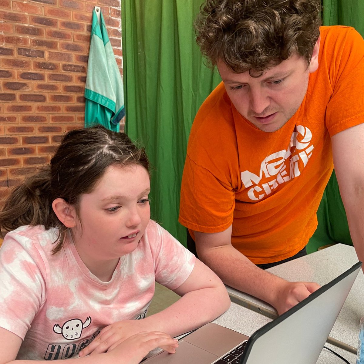 𝗠𝗮𝗸𝗼 𝗖𝗿𝗲𝗮𝘁𝗲 tweet media