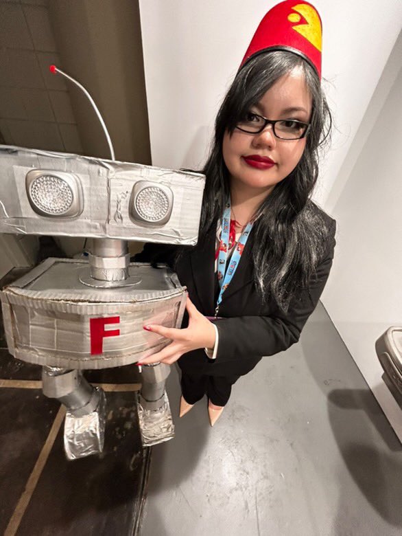 bogmuck's tweet photo. but i couldn’t have done it without my side kick, footbot! @_AlexHirsch #Falloween2024 https://t.co/l4gK2I8MBo