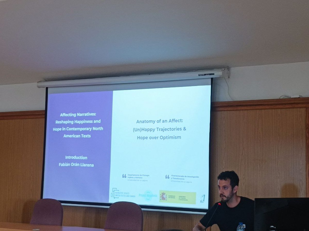 NTranscanadian's tweet photo. Our team members delivered the first half of the short undergraduate course "Affecting Narratives: Reshaping Happiness and Hope in Contemporary North American Texts." We had very engaging discussions with the students afterward. Well done all!🤩👏 https://t.co/p3MDuK5Mlq