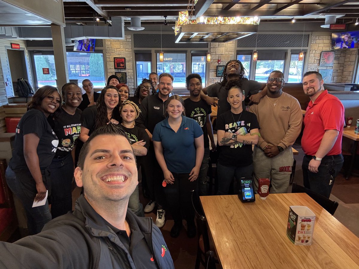TheChad_Chilis's tweet photo. π’#WinTogether
aMAzing partnerships with QA, Facilities and Ops in Memphis and Tupelo this week!!
Getting #MAstronger with Chilihead Hospitality through our partners and operators π π
@RonM34 @dramp220 @kaelalester @chilis_jenny @dougcomings @samerault https://t.co/ukxLO3KctX