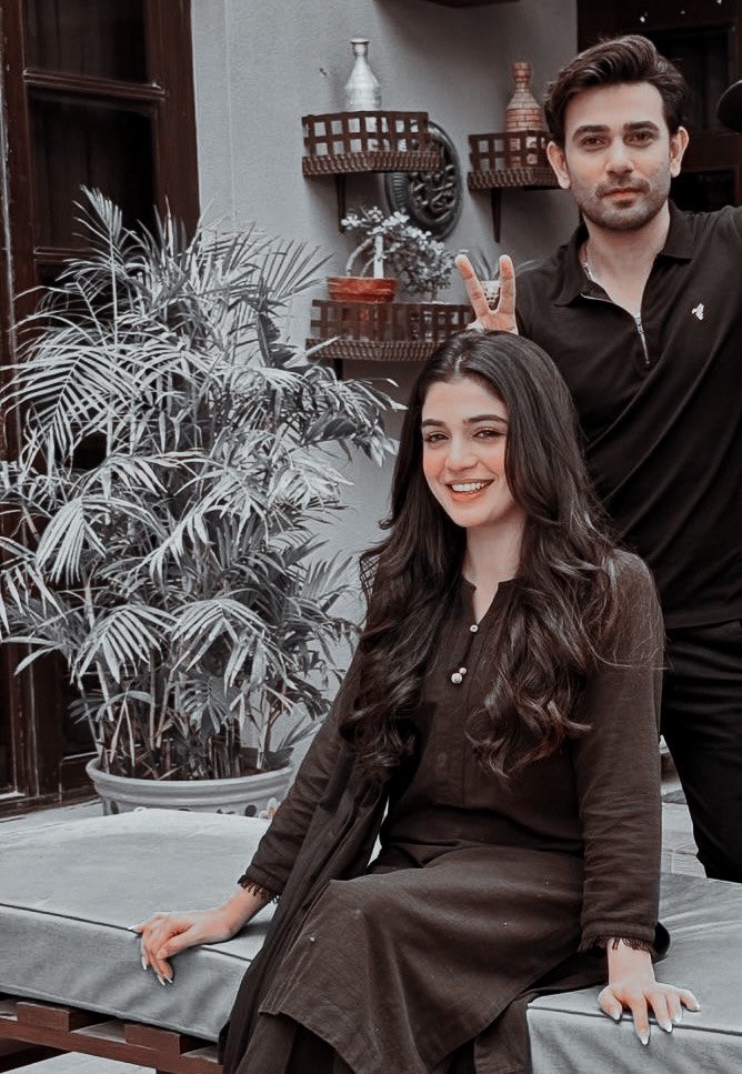 iSaimaax's tweet photo. i need them in another drama with better storyline please they have great chemistry onscreen😩🫶

#kaffara https://t.co/fvYhDwen4U