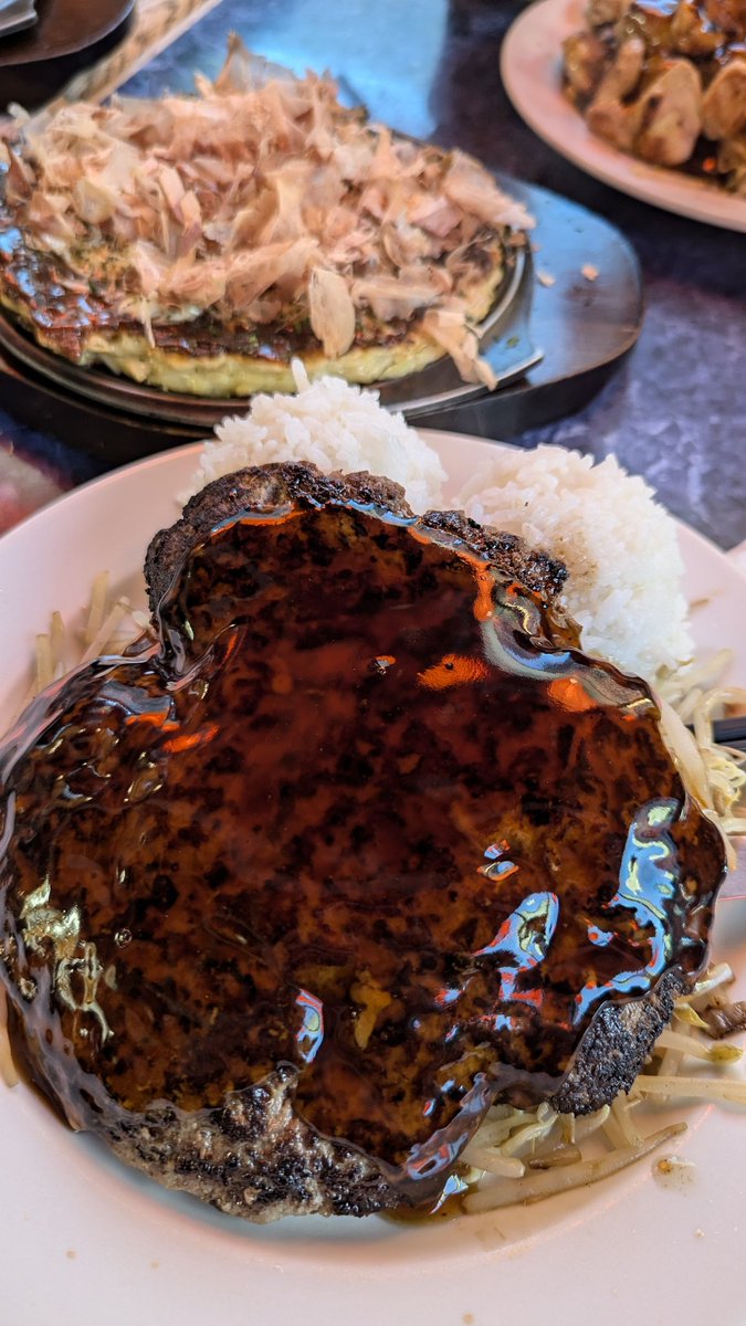 _djcz's tweet photo. hamburger steak ❌

hanbaga steakie ✅ https://t.co/tufCigQXUo