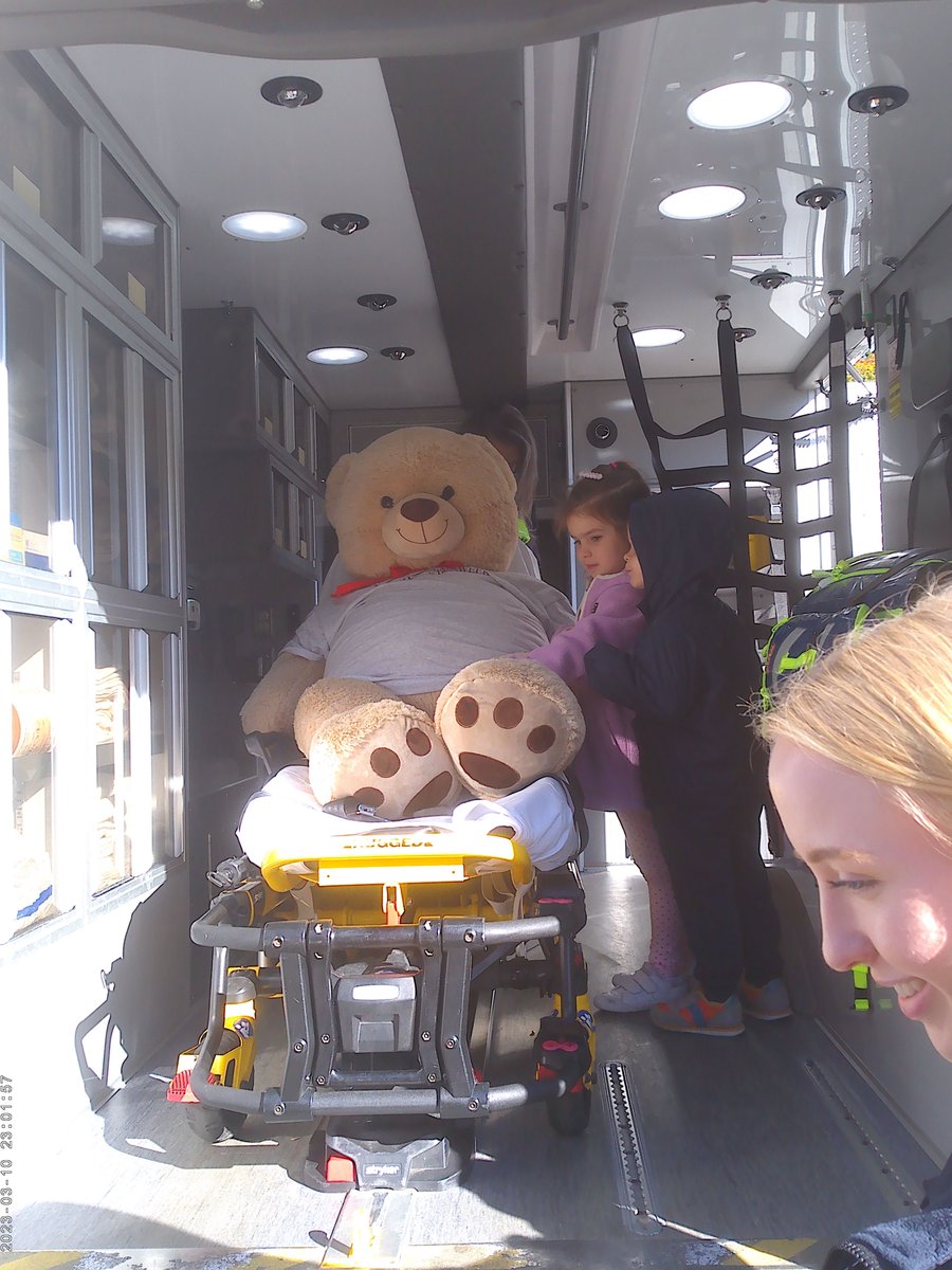MLCDS_NJ's tweet photo. Thanks to the St. Clare's Health EMS Team for sharing their Teddy Bear Clinic, teaching the children about First Aid and giving an amazing tour of the ambulance.  We loved it! https://t.co/D0Xw1GtktN