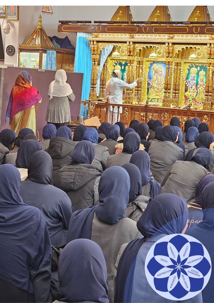 GirlsBolton's tweet photo. Our Year 9s had an insightful trip to the temple today! They learned about the rich history, culture, and practices, fostering understanding and respect for different traditions. A beautiful experience for all! #CulturalAwareness #Year9Adventures #RespectAndLearn #TeachToProsper https://t.co/EhnwjOuDhe