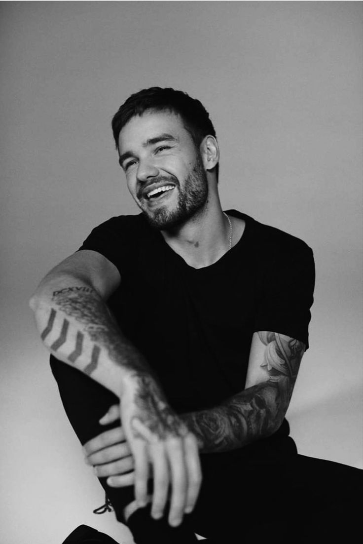 Descansa en paz, Liam Payne. Gracias por haber formado parte del grupo que nos marcó una de las etapas más bonitas de nuestras vidas.🤍🕊