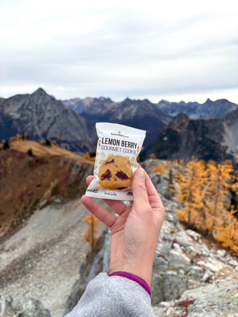 It's ✨#Larch Season✨, these conifers light up the landscape with their golden needles in the fall before shedding them for the winter. There's only a short window to witness this transformation, so be sure to get out there soon! Don't forget your favorite trail cookies!