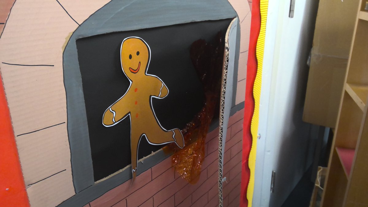 Can you guess what story Year 1 have been reading this week? Our Gingerbread café is open but there are no gingerbread men! We loved making story mountains, telling the story with our actions and innovating the end! #HazlegrovePreprep #HazlegroveYear1 #HazlegroveEnglish