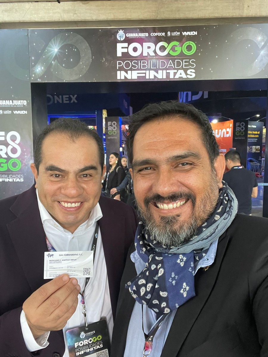 JUANP_DELEON's tweet photo. Pura gente chingona en el #ForoGo de @COFOCE https://t.co/K8JXlg3gHW