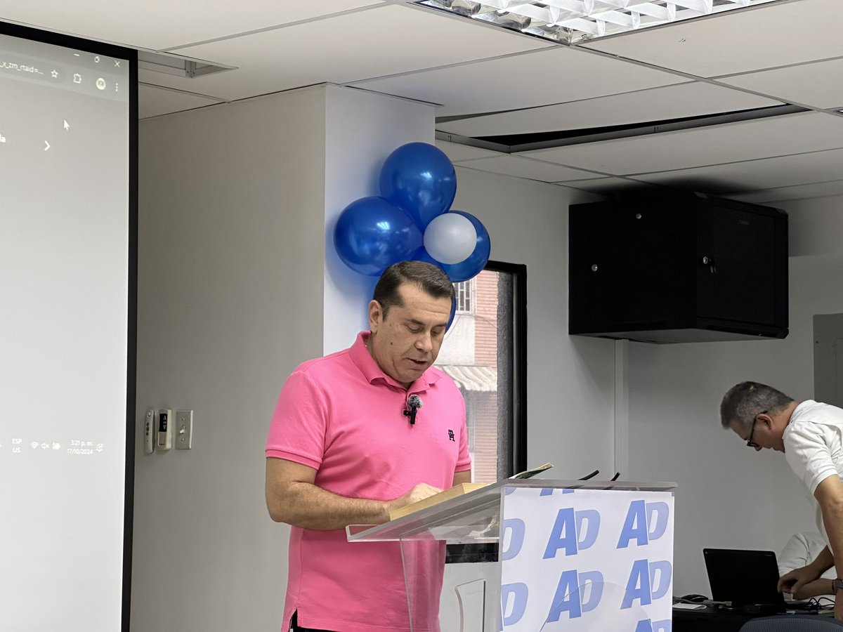 La Secretaría Juvenil Nacional <a href="/ADJuventudVE_/">JAD Venezuela</a> realiza la #TertuliADeca,  con <a href="/Negal_m/">Negal Morales</a> Secretario General Seccional Miranda, para hablar sobre el presente y futuro de #AcciónDemocrática. AD está comprometida con la formación de las nuevas generaciones. 🏳️