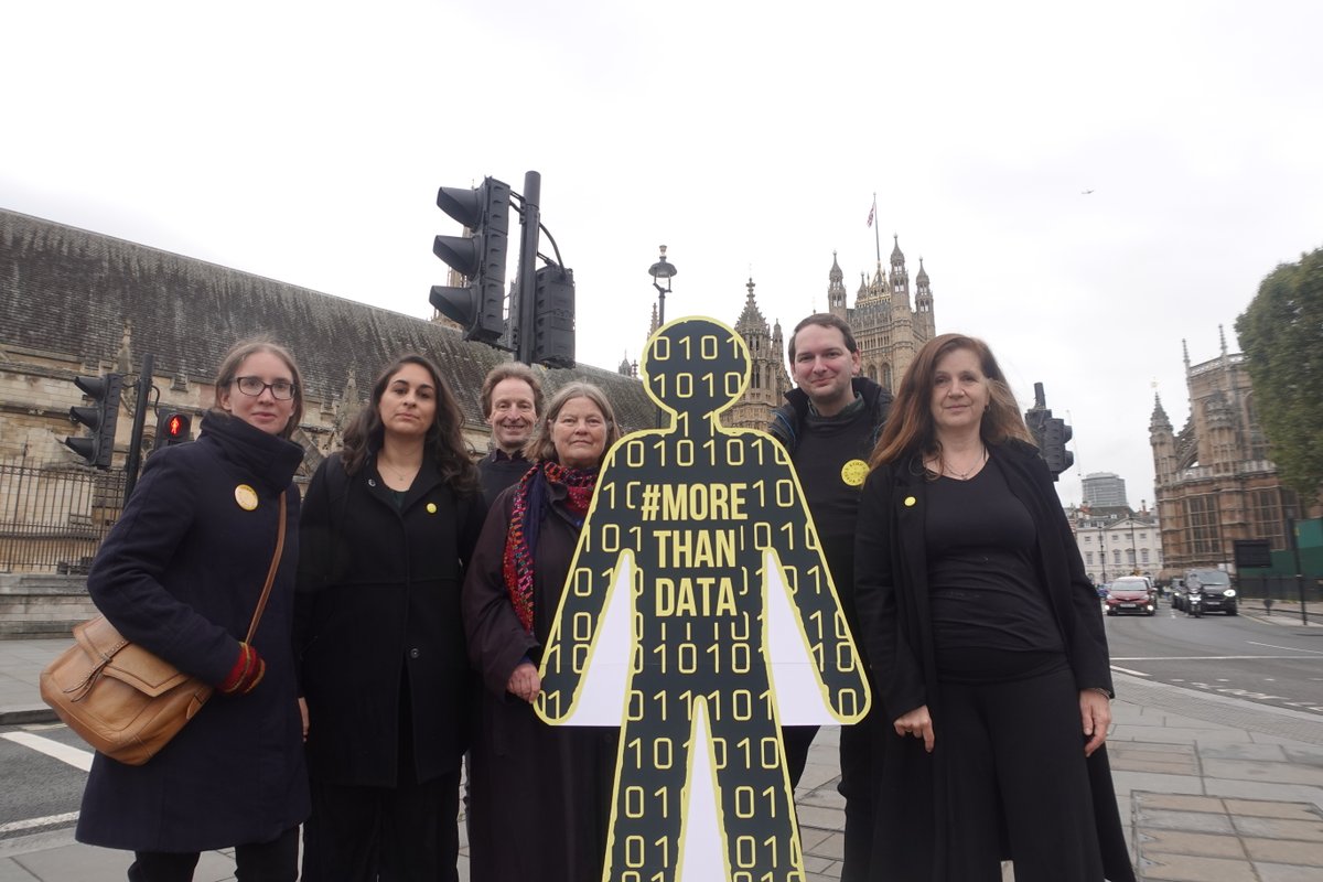 People are #MoreThanData - that’s why states need to #StopKillerRobots and support the resolution on autonomous weapons that will take us toward int’l law at #UNGA79 

stopkillerrobots.org/VoteAgainstThe… <a href="/uk_robots/">UK Campaign to Stop Killer Robots</a>