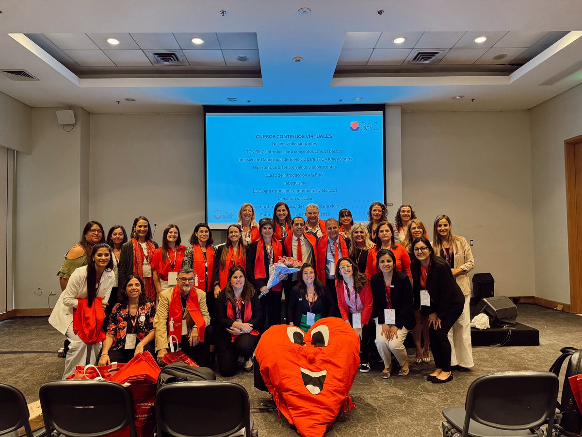 CorazonyMujer's tweet photo. Reunión anual del área🫀 @SAC_54 

Por la salud cardiovascular de la mujer 💪🏻❤️‍🔥 https://t.co/SJdVbA7Eu4