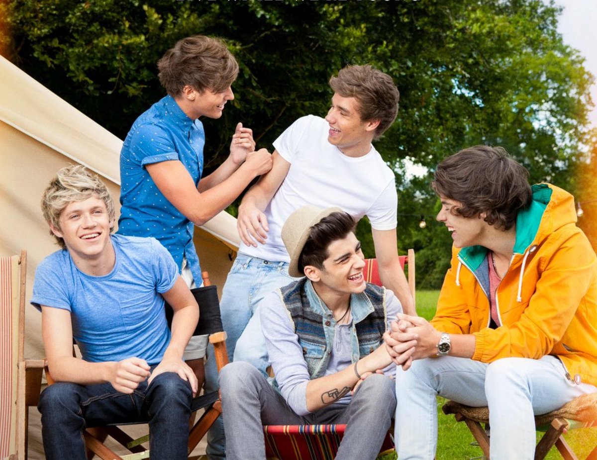 LHupdates's tweet photo. then you realize that one direction didn’t end on march 25th, but rather on october 16th… https://t.co/g67YocEYNA