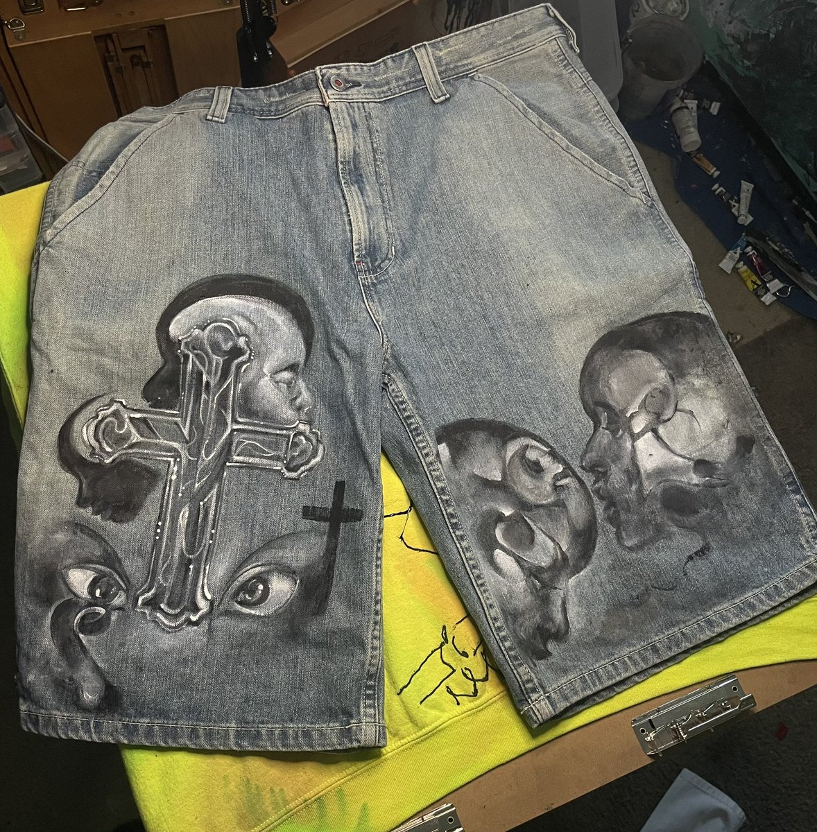 artofbam_'s tweet photo. size 36
vintage Tommy Hilfiger

name your price. https://t.co/L6ckNbyirQ