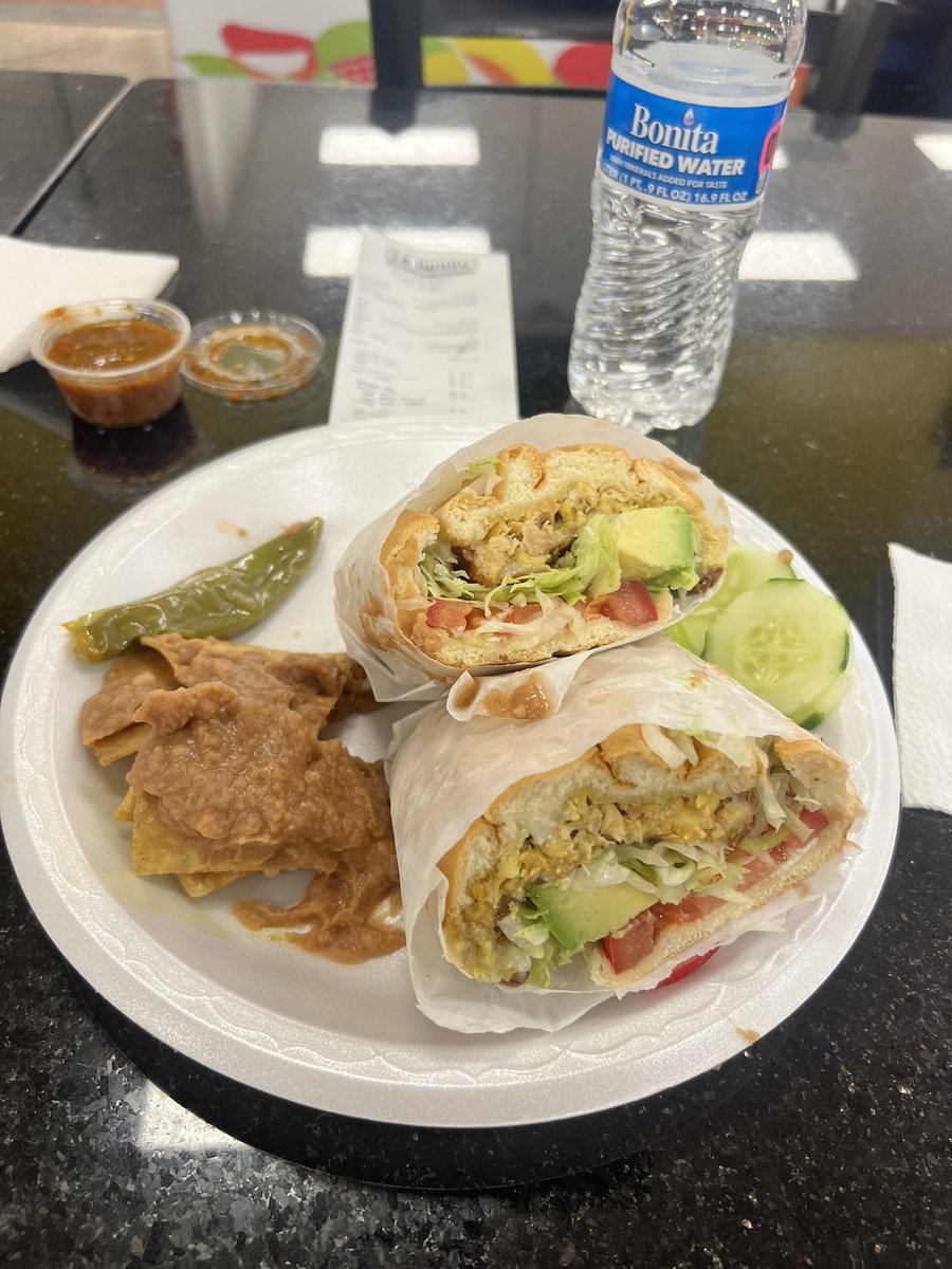 LaBonitaMarkets's tweet photo. Lunch for less than $10 
#ShopLaBonita #Curbside #delivery #FreshMexicanFlavors #LaBonitaFamilia #VegasLocal #Taqueria https://t.co/9BPWFztcry