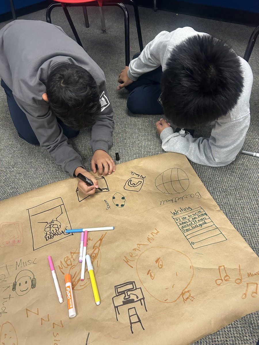 msdifederico's tweet photo. Thank you to the ND Leads high school students for taking on the lead and teaching the grade 7 classes team-building and coping exercises today. Students sure had a blast and learned so much through your great leadership! 😊 @NotreDameOCSB https://t.co/jChsdrGVrX