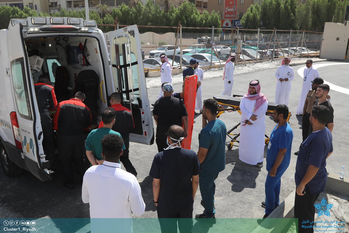 Cluster1_Riyadh's tweet photo. #تجمع_الرياض_الصحي_الأول يطلق المرحلة التنفيذية من الخطط التجريبية لضمان جاهزية مهبط الإسعاف الجوي في مدينة الملك سعود الطبية، وذلك بالتعاون مع هيئة الهلال الأحمر السعودي، في خطوة تعكس الالتزام المشترك بتحسين جودة الخدمات الصحية العاجلة وتعزيز مستوى الاستجابة الطارئة. https://t.co/2bhDrzUwbl