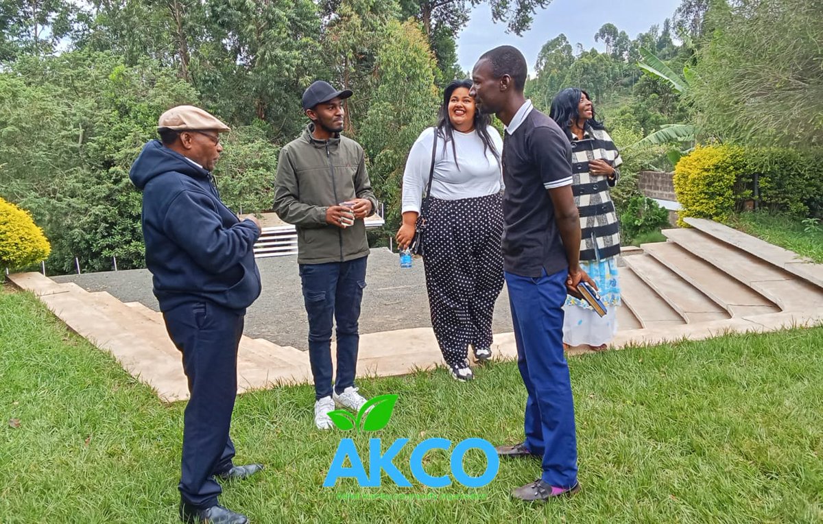 AKCO_OFFICIAL's tweet photo. AKCO values Spiritual well being of the society, Prayer is the key to all opportunities.we gathered at WOLEF Prayer Center under Bishop Samwel Mbuguwa for a moment of Praye for the community.
#akcokiambu
#Godblessakco https://t.co/zsLnfc6oh0