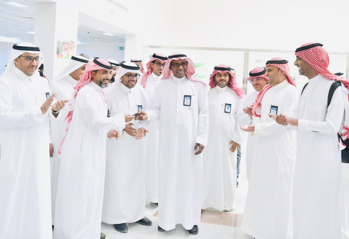 JazanUniversity's tweet photo. #الجامعة_اليوم| سعادة رئيس الجامعة #محمد_أبوراسين يدشن حملة التطعيم ضد #الإنفلونزا_الموسمية التي ينفذها المستشفى الجامعي.
#جامعة_جازان https://t.co/KF0AOZxYCY