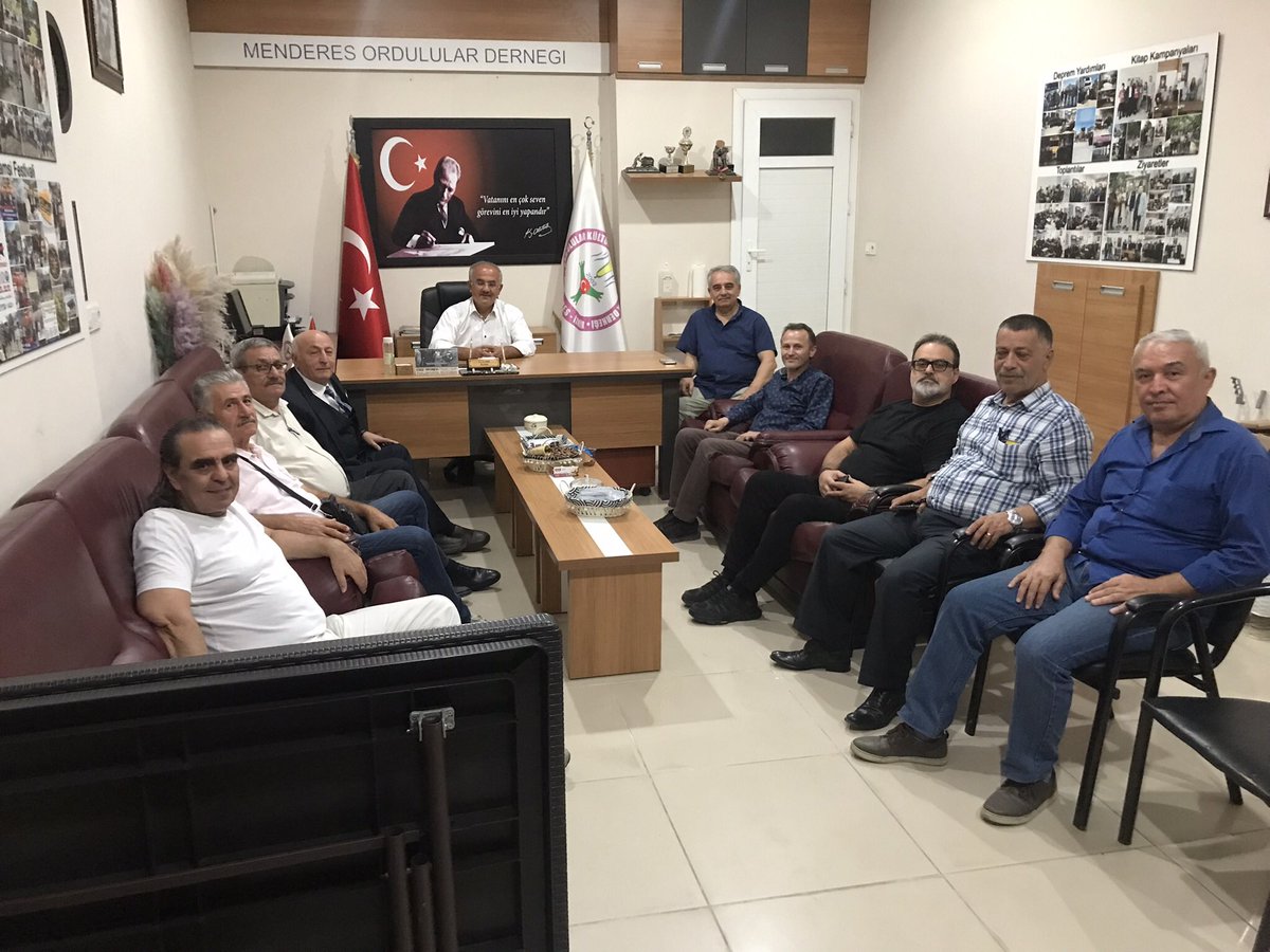 akc35akc's tweet photo. İyi parti İzmir il bşk. Yardımcıları olarak Menderes Ordulular derneğini ziyaret ettik .
Misafirperverlikleri için Menderes #Ordulular Dernek bşk’ı sn. İsa Elbir’e teşekkür ederiz. https://t.co/VerxpjKXrF