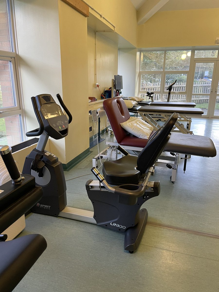 Trip to Rugby Physiotherapy today with a with patient, 3 weeks post major trauma &amp; on crutches. Said wait to be called but NO WAIT, appointment on time. Great to meet Francis and Nicki who efficiently check patients in with compassion. 
Love Rugby Hospital
#ProudNED